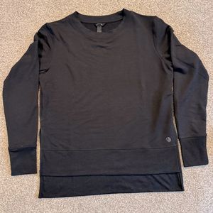 MPG long sleeve shirt